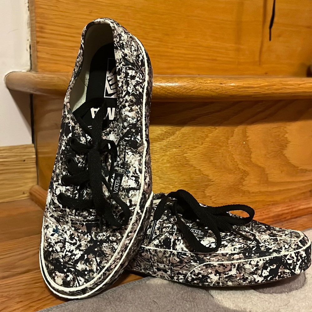 MoMa x Vans Jackson Pollock women’s size 6 men’s size 4.5